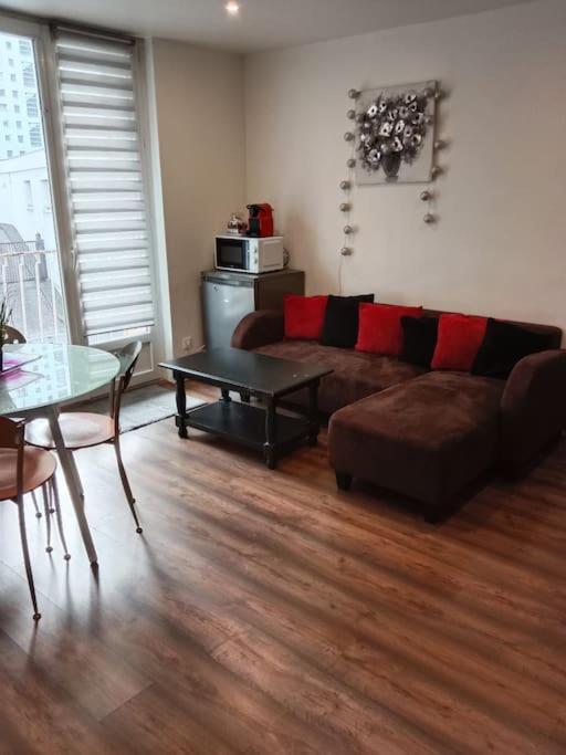 Insolite 46 Chambéry Eksteriør bilde